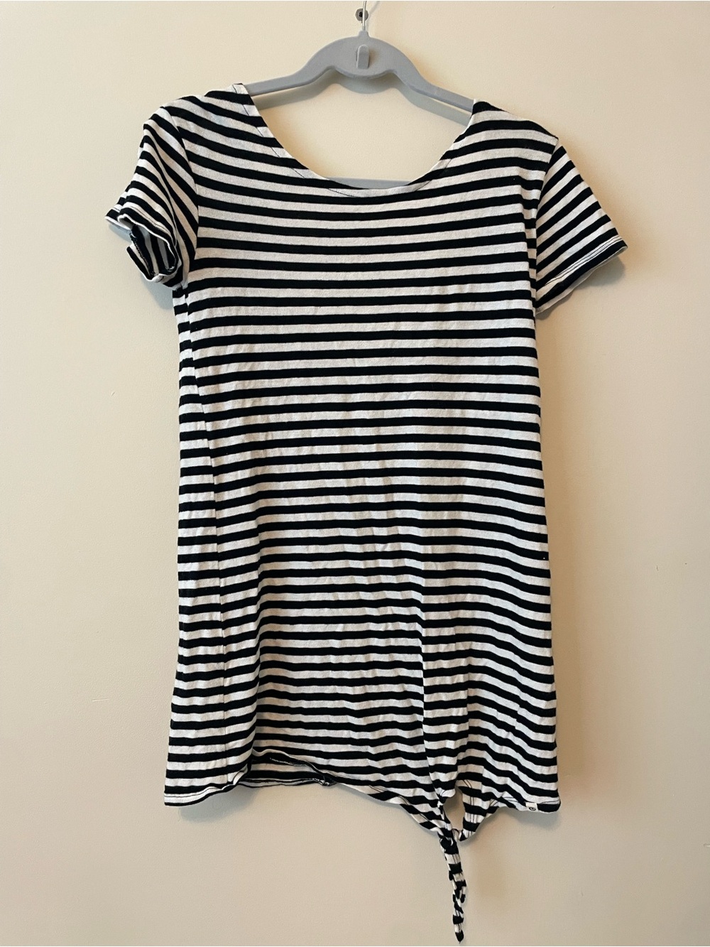 Rip Curl Black & White Striped Tie-Front tshirt dress